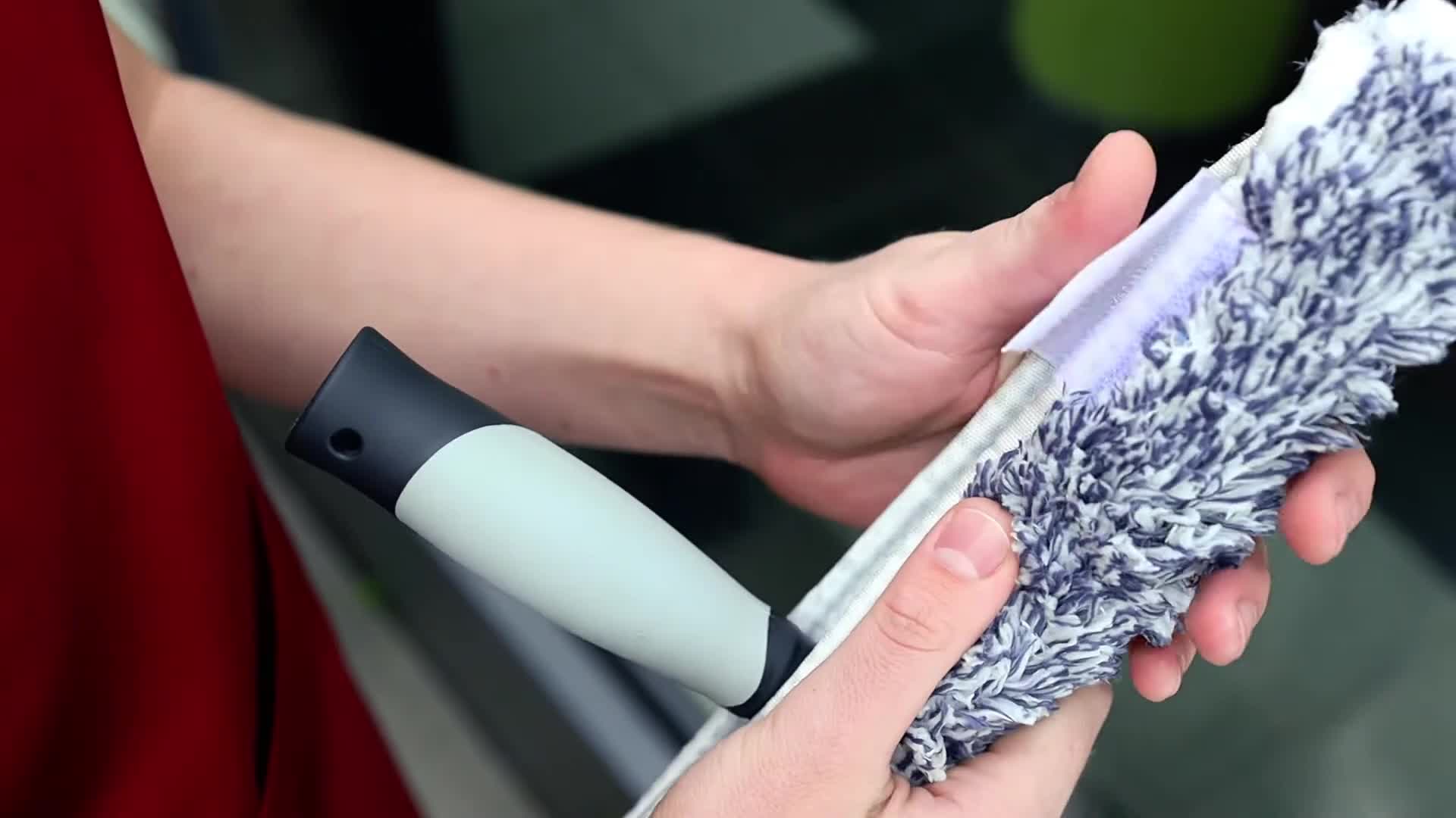 video thumbnail of METRO Professional Ersatzbezug für Fensterwischer, Mikrofaser, 45 cm, grau