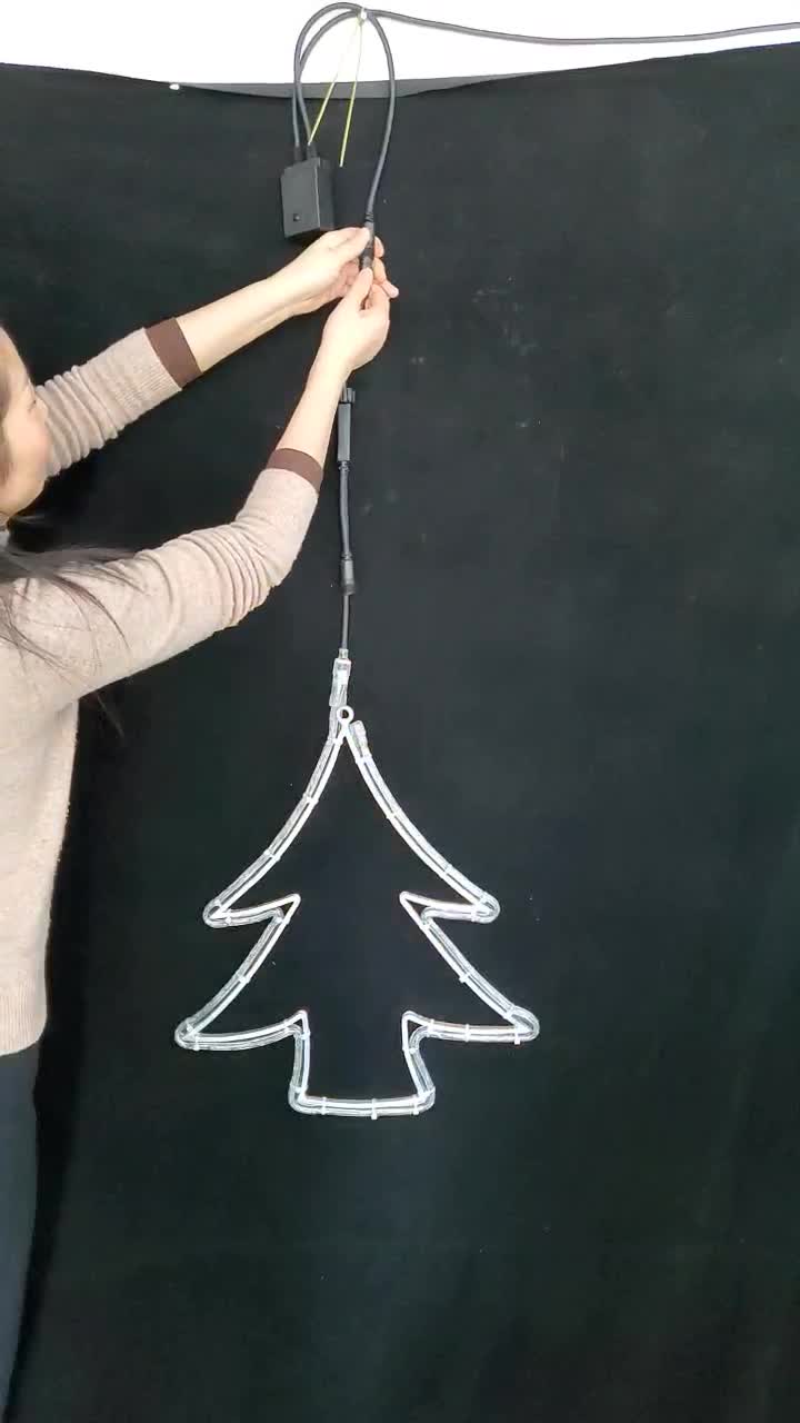 video thumbnail of METRO Professional Albero di Natale decorativo, alluminio/pvc/rame, 48 x 2 x 56 cm, 72 LED, 9,2 W, bianco caldo/freddo